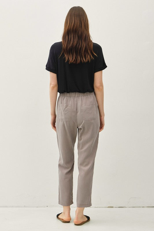Tencel Tapered Loose Fitting Pant