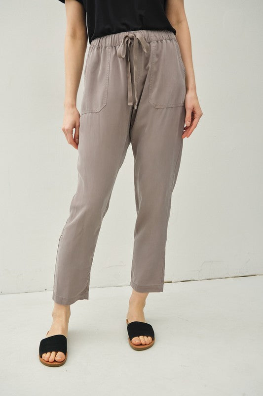 Tencel Tapered Loose Fitting Pant