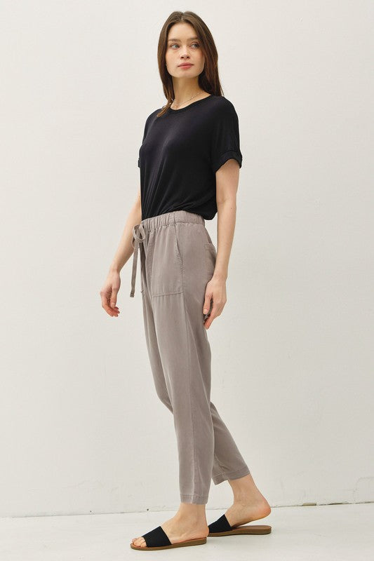 Tencel Tapered Loose Fitting Pant